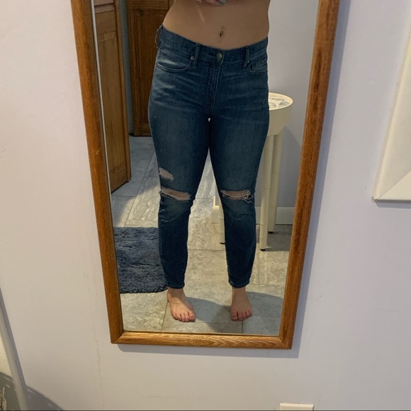 {Gap} Distressed Skinny Jeans - Picture 3 of 7